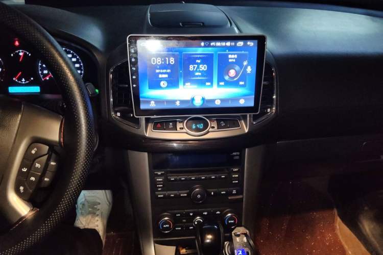 Used Chevrolet Captiva 2014 2.4L 4x4 Flagship Edition 7 Seats Audio And AC Panel