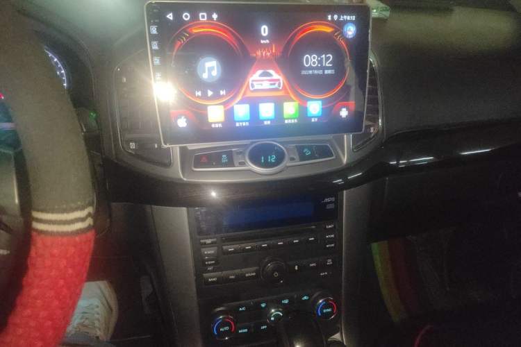 Used Chevrolet Captiva 2014 2.4L 4x4 Flagship Edition 7 Seats Audio And AC Panel