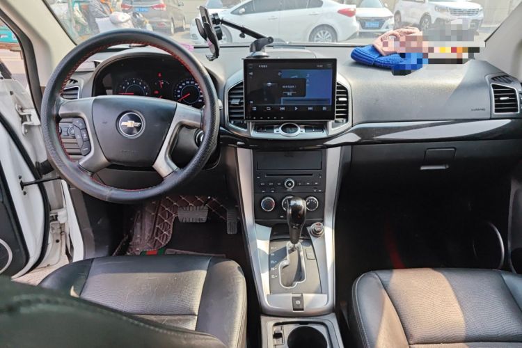 Used Chevrolet Captiva 2014 2.4L Two-Wheel Drive Urban Version 7 Seats Center Console
