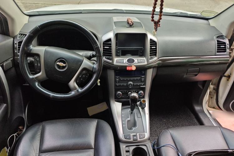 Used Chevrolet Captiva 2014 2.4L 4x4 Flagship Edition 7 Seats Center Console