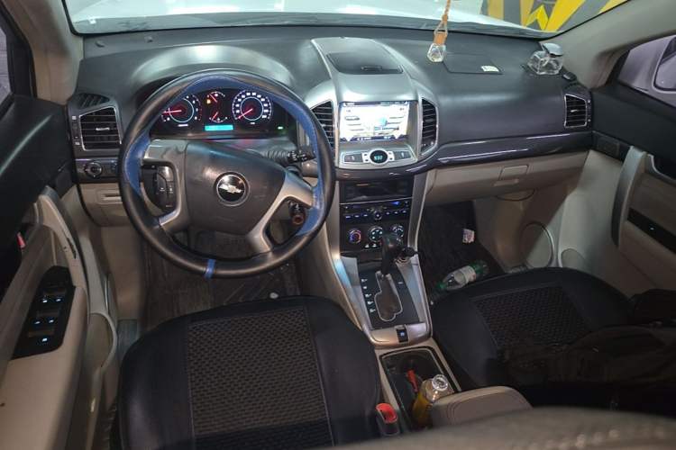 Used Chevrolet Captiva 2014 2.4L Two-Wheel Drive City Edition 5 Seats Center Console