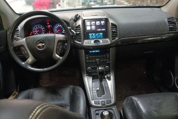 Used Chevrolet Captiva 2014 2.4L 4x4 Flagship Edition 7 Seats Center Console