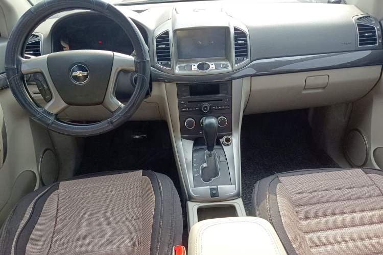 Used Chevrolet Captiva 2014 2.4L Two-Wheel Drive City Edition 5 Seats Center Console