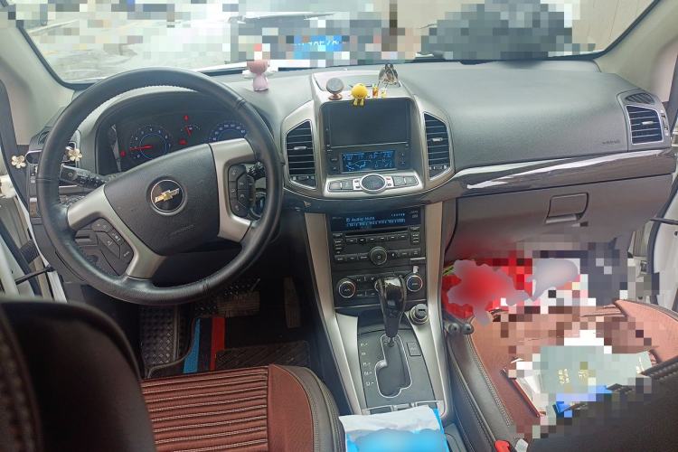 Used Chevrolet Captiva 2014 2.4L 4x4 Flagship Edition 7 Seats Center Console
