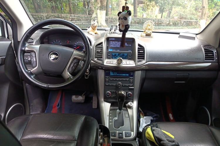 Used Chevrolet Captiva 2014 2.4L 4x4 Flagship Edition 7 Seats Center Console