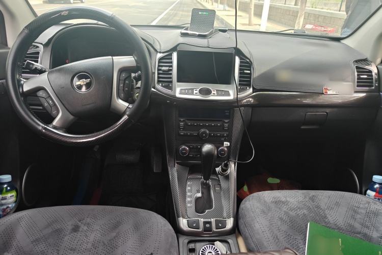 Used Chevrolet Captiva 2014 2.4L 4x4 Flagship Edition 7 Seats Center Console