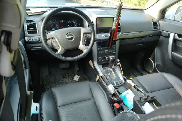 Used Chevrolet Captiva 2014 2.4L 4x4 Flagship Edition 7 Seats Center Console