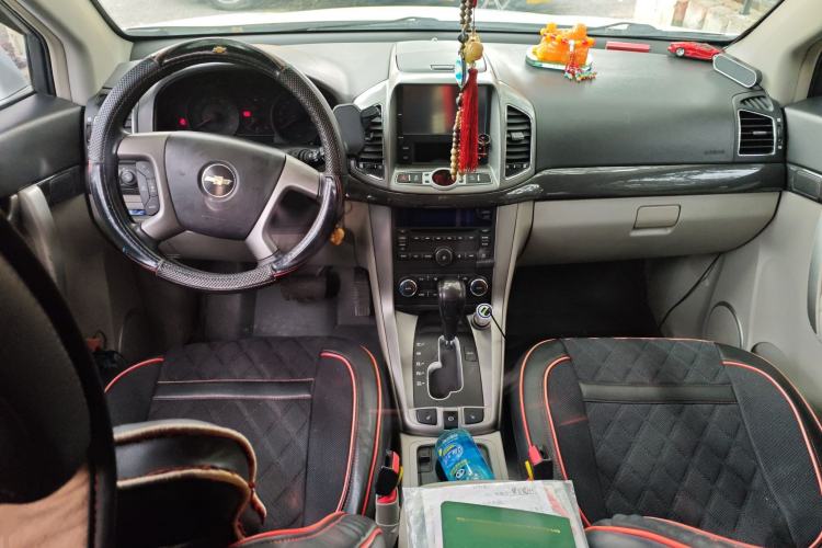 Used Chevrolet Captiva 2014 2.4L 4x4 Luxury Edition 5 Seats Center Console
