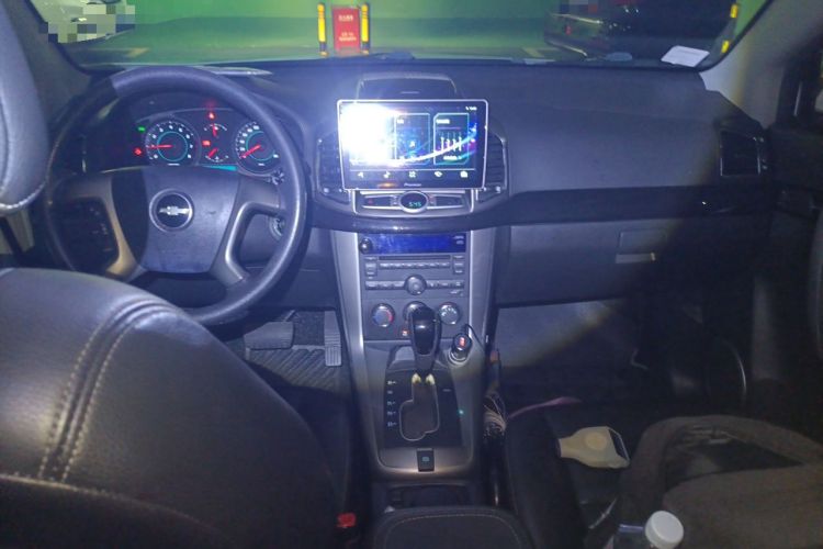 Used Chevrolet Captiva 2014 2.4L Two-Wheel Drive Urban Version 7 Seats Center Console