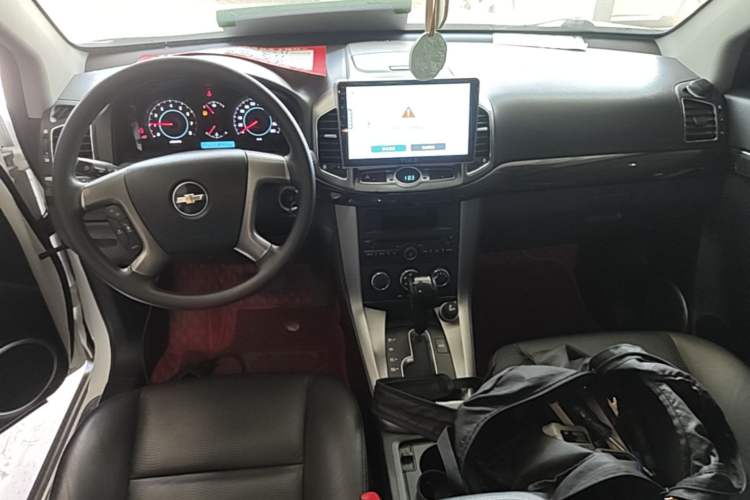 Used Chevrolet Captiva 2014 2.4L Two-Wheel Drive Urban Version 7 Seats Center Console