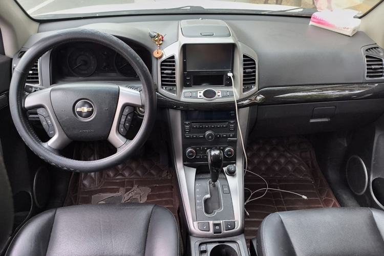Used Chevrolet Captiva 2014 2.4L 4x4 Flagship Edition 7 Seats Center Console