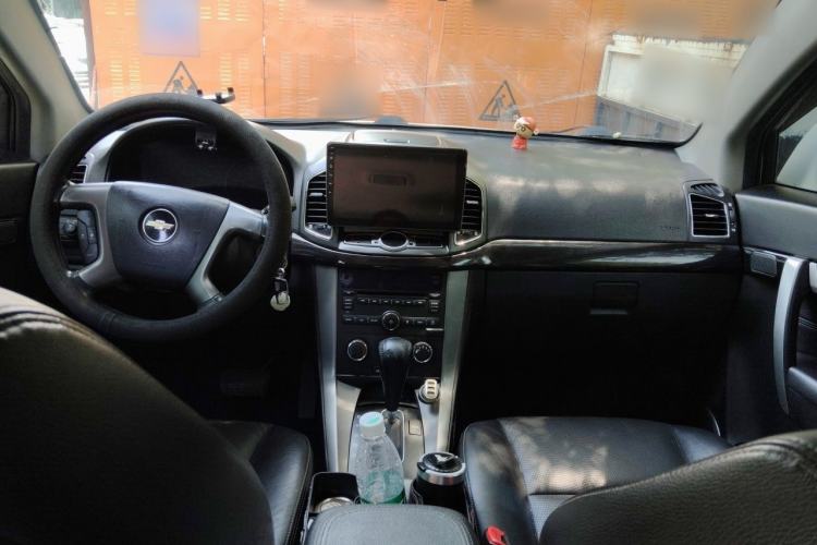 Used Chevrolet Captiva 2014 2.4L Two-Wheel Drive Urban Version 7 Seats Center Console