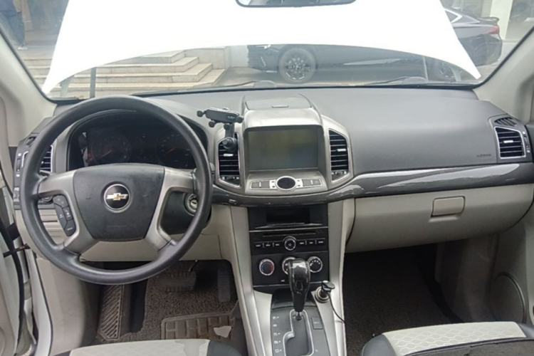 Used Chevrolet Captiva 2014 2.4L Two-Wheel Drive City Edition 5 Seats Center Console