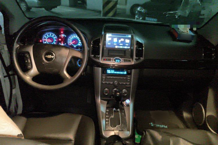 Used Chevrolet Captiva 2014 2.4L Two-Wheel Drive Urban Version 7 Seats Center Console