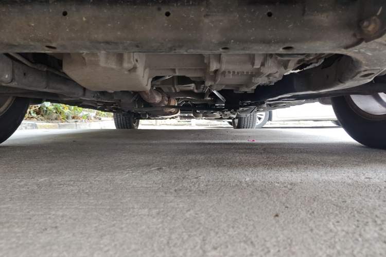 Used Chevrolet Captiva 2014 2.4L Two-Wheel Drive Urban Version 7 Seats Chassis Front
