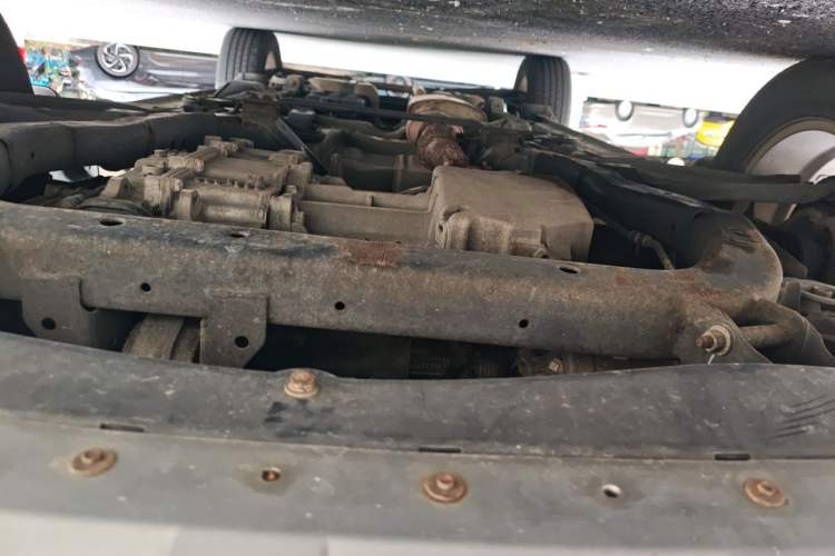 Used Chevrolet Captiva 2014 2.4L Two-Wheel Drive Urban Version 7 Seats Chassis Front
