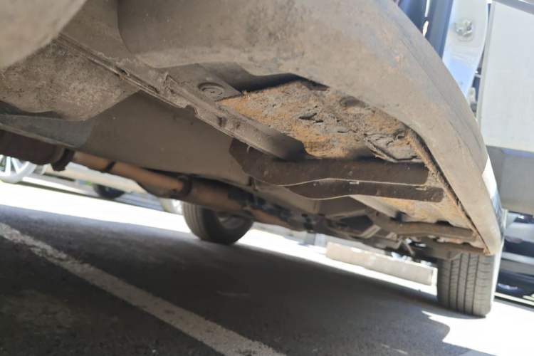 Used Chevrolet Captiva 2014 2.4L Two-Wheel Drive Urban Version 7 Seats Chassis Front Left
