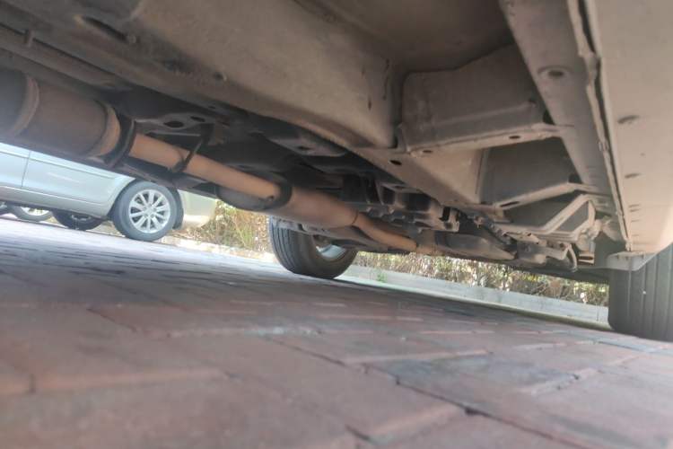 Used Chevrolet Captiva 2014 2.4L Two-Wheel Drive Urban Version 7 Seats Chassis Front Left