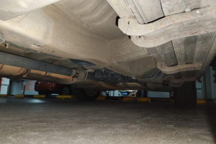 Used Chevrolet Captiva 2014 2.4L 4x4 Flagship Edition 7 Seats Chassis Front Left