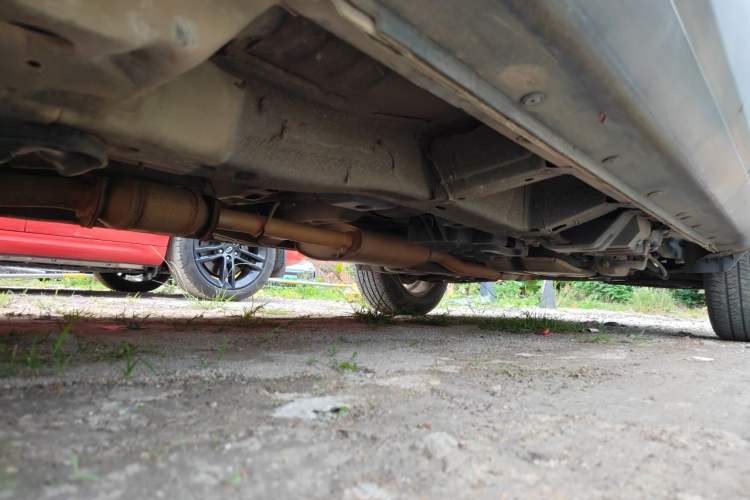 Used Chevrolet Captiva 2014 2.4L Two-Wheel Drive Urban Version 7 Seats Chassis Front Left