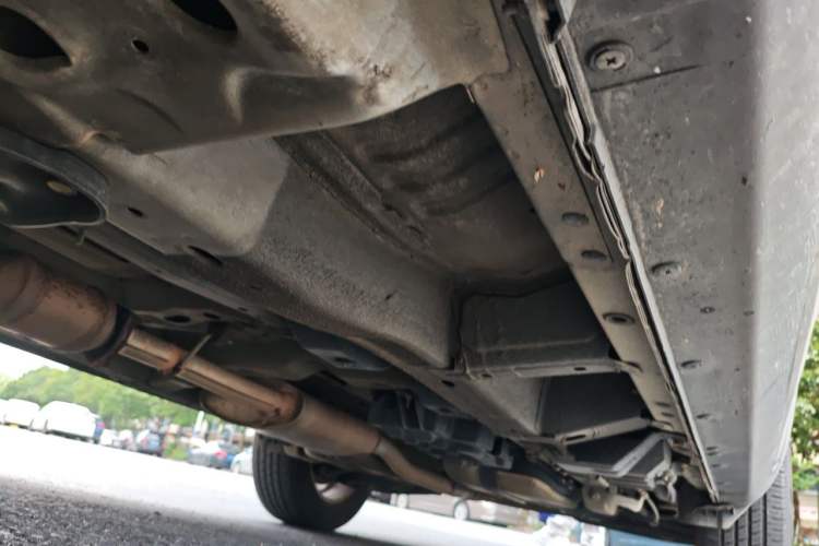 Used Chevrolet Captiva 2014 2.4L Two-Wheel Drive Urban Version 7 Seats Chassis Front Right