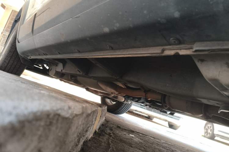 Used Chevrolet Captiva 2014 2.4L Two-Wheel Drive Urban Version 7 Seats Chassis Front Right
