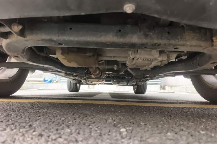 Used Chevrolet Captiva 2014 2.4L Two-Wheel Drive Urban Version 7 Seats Chassis Front
