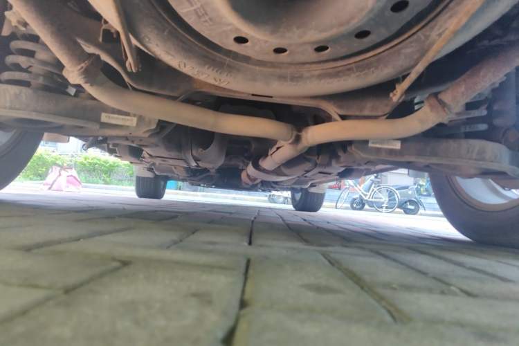 Used Chevrolet Captiva 2014 2.4L Two-Wheel Drive Urban Version 7 Seats Chassis Rear