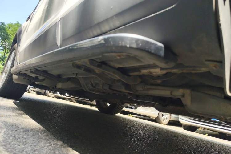 Used Chevrolet Captiva 2014 2.4L 4x4 Flagship Edition 7 Seats Chassis Rear Left