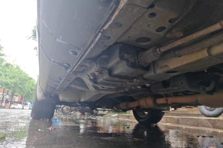 Used Chevrolet Captiva 2014 2.4L Two-Wheel Drive Urban Version 7 Seats Chassis Rear Left