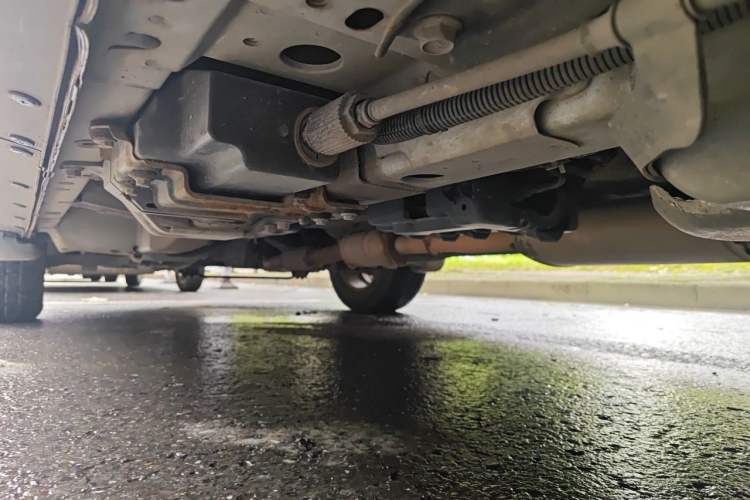 Used Chevrolet Captiva 2014 2.4L Two-Wheel Drive Urban Version 7 Seats Chassis Rear Left