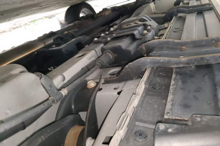 Used Chevrolet Captiva 2014 2.4L 4x4 Flagship Edition 7 Seats Chassis Rear Left