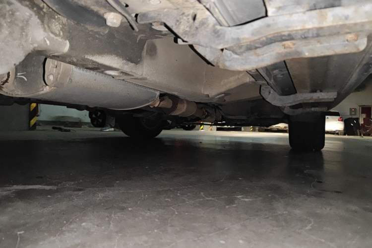 Used Chevrolet Captiva 2014 2.4L 4x4 Flagship Edition 7 Seats Chassis Rear Right