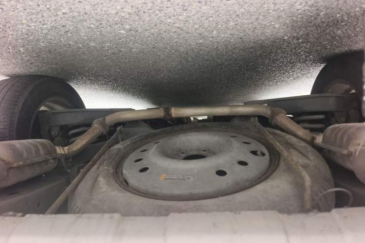 Used Chevrolet Captiva 2014 2.4L Two-Wheel Drive Urban Version 7 Seats Chassis Rear