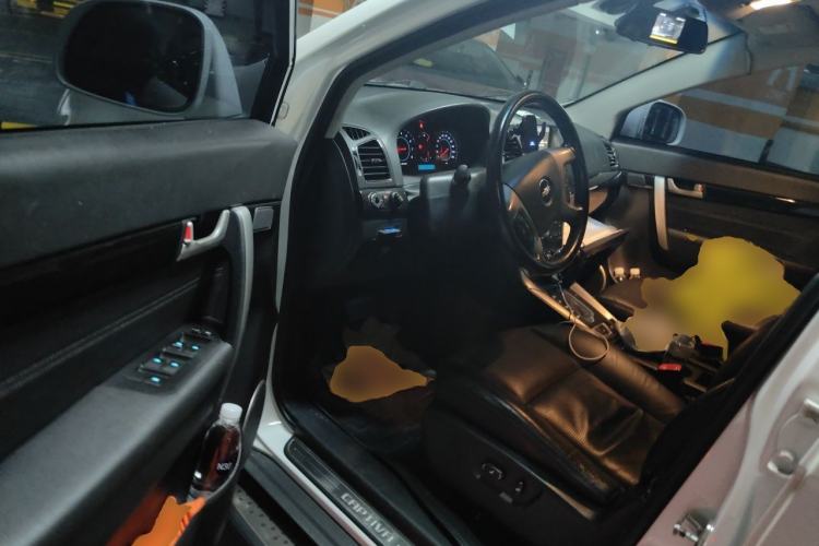 Used Chevrolet Captiva 2014 2.4L 4x4 Flagship Edition 7 Seats Driver Seat