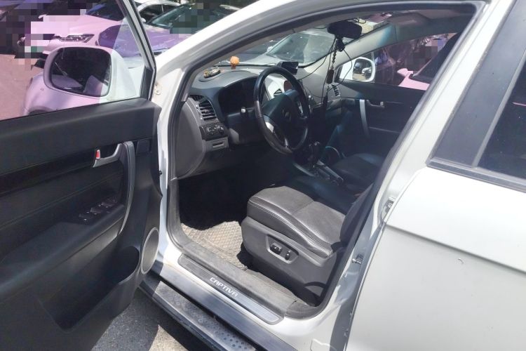 Used Chevrolet Captiva 2014 2.4L 4x4 Flagship Edition 7 Seats Driver Seat