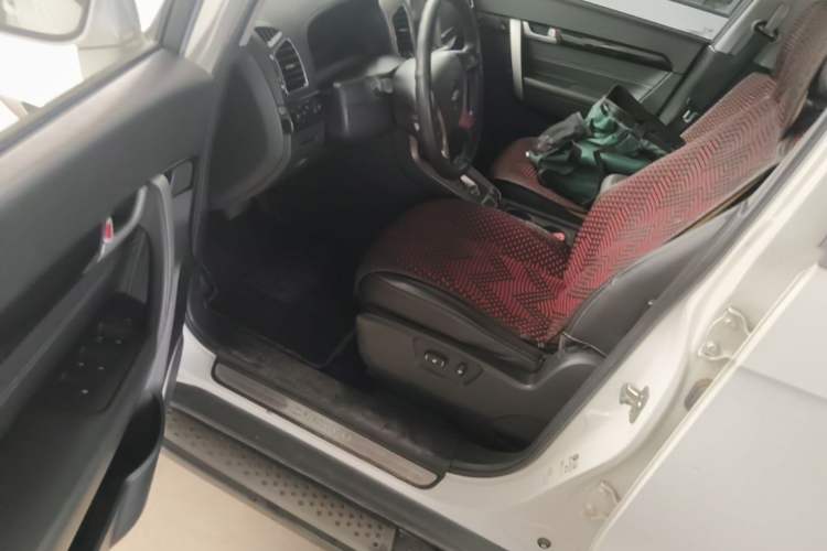 Used Chevrolet Captiva 2014 2.4L 4x4 Flagship Edition 7 Seats Driver Seat
