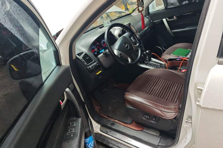 Used Chevrolet Captiva 2014 2.4L 4x4 Flagship Edition 7 Seats Driver Seat