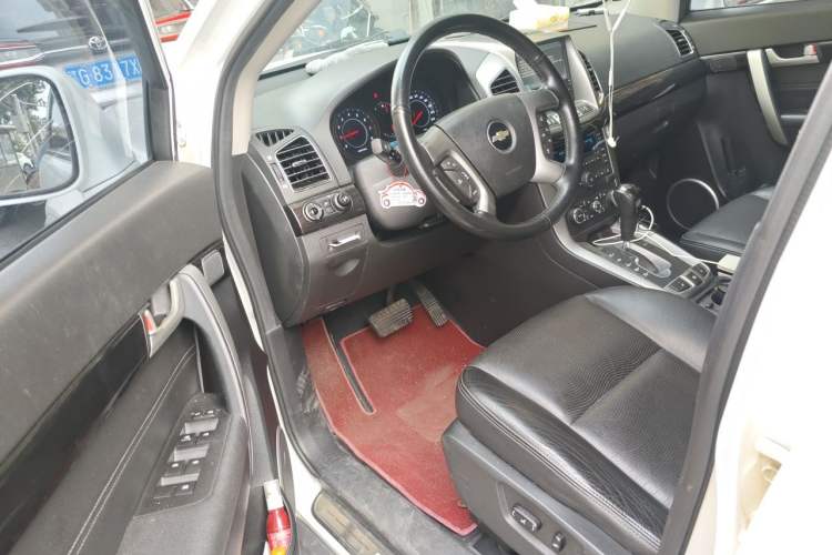 Used Chevrolet Captiva 2014 2.4L 4x4 Flagship Edition 7 Seats Driver Seat