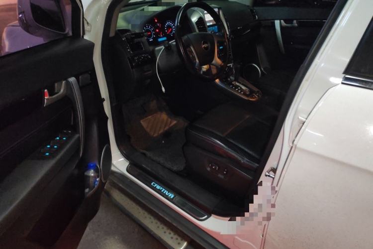 Used Chevrolet Captiva 2014 2.4L 4x4 Flagship Edition 7 Seats Driver Seat