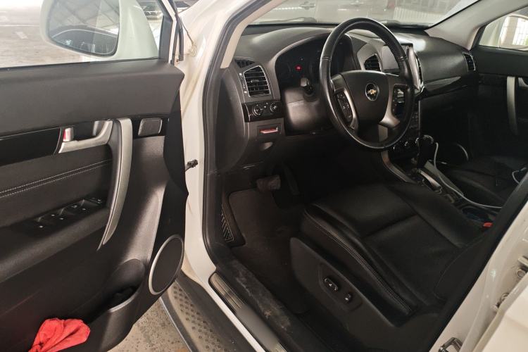 Used Chevrolet Captiva 2014 2.4L 4x4 Flagship Edition 7 Seats Driver Seat