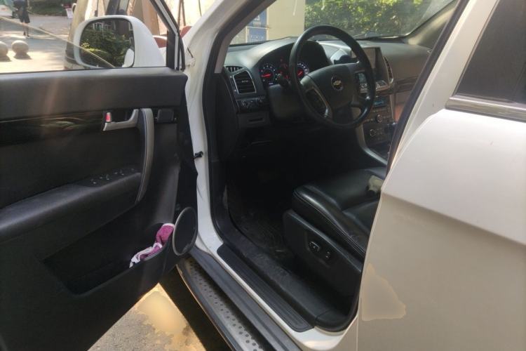 Used Chevrolet Captiva 2014 2.4L 4x4 Flagship Edition 7 Seats Driver Seat