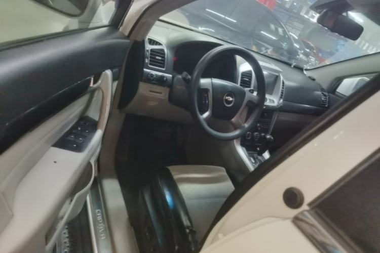 Used Chevrolet Captiva 2014 2.4L Two-Wheel Drive City Edition 5 Seats Driver Seat