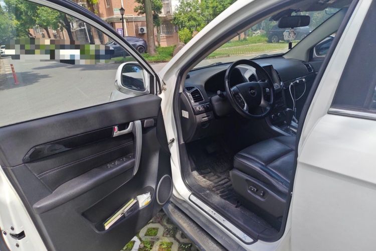 Used Chevrolet Captiva 2014 2.4L 4x4 Flagship Edition 7 Seats Driver Seat