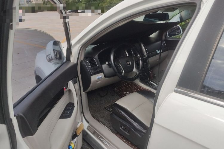 Used Chevrolet Captiva 2014 2.4L 4x4 Luxury Edition 5 Seats Driver Seat