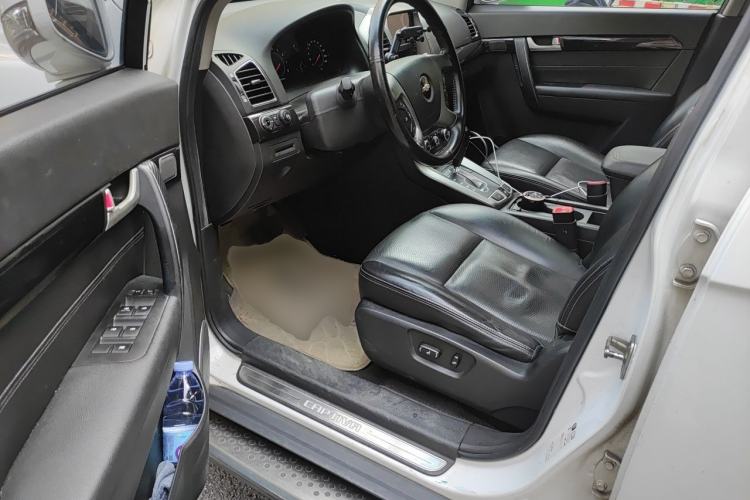 Used Chevrolet Captiva 2014 2.4L 4x4 Flagship Edition 7 Seats Driver Seat