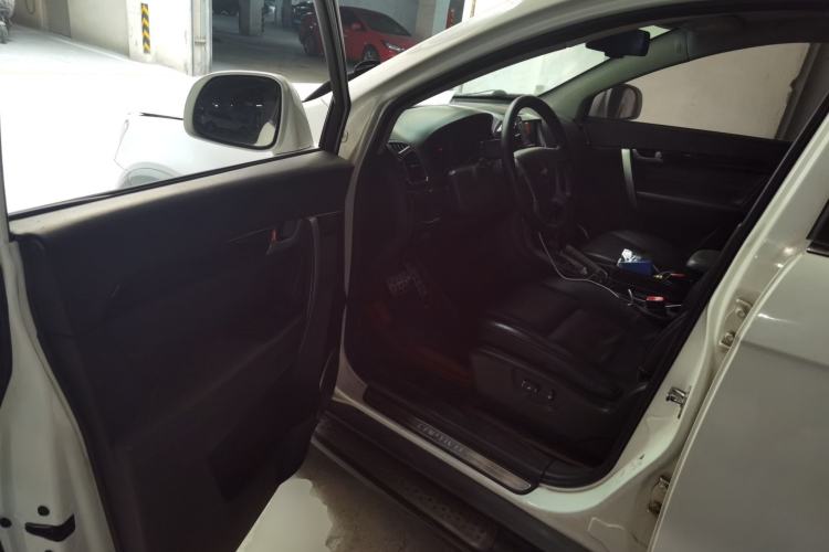 Used Chevrolet Captiva 2014 2.4L 4x4 Flagship Edition 7 Seats Driver Seat