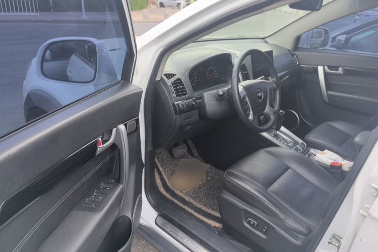 Used Chevrolet Captiva 2014 2.4L 4x4 Flagship Edition 7 Seats Driver Seat