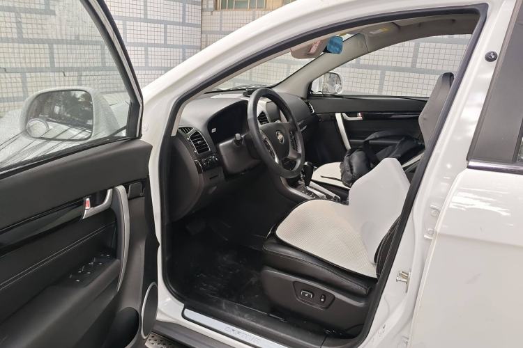 Used Chevrolet Captiva 2014 2.4L 4x4 Flagship Edition 7 Seats Driver Seat