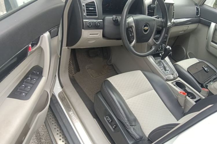 Used Chevrolet Captiva 2014 2.4L Two-Wheel Drive City Edition 5 Seats Driver Seat